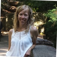 Marianne Warren