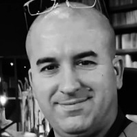 Miguel Neves