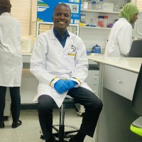 Uzoma Mgbor