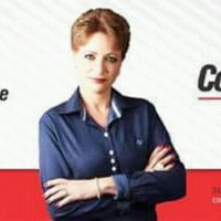 Claudia Barros