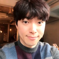 안진우