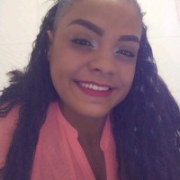 Larissa Oliveira