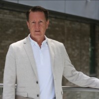Alex Van Der Laarse Bec