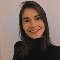 Kamila Meireles Dos Santos