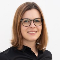 Julia Stark