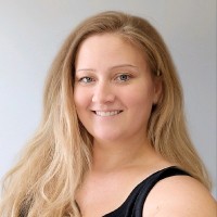 Andrea Warren