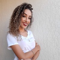 Hellen Sousa