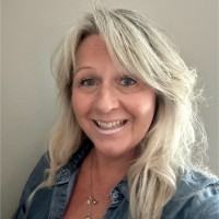 Suzanne Mcginnis