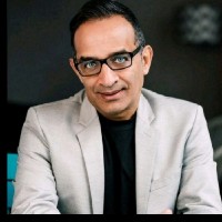 Dr Suresh Vassen