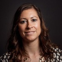 Amanda E. Hurst
