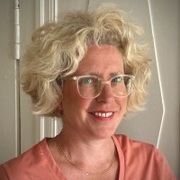 Caroline Diveu Sader