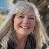 Carol Lee