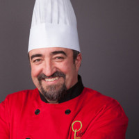 Tony Oliveira