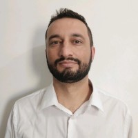 Adriano Simões