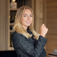 Constance Ecker