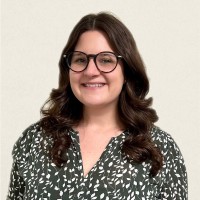 Alexandra Hougnou, Lmsw