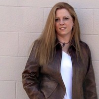 Julia Hull
