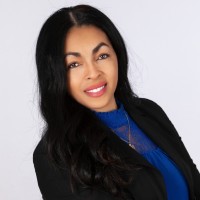Micheala Holmes