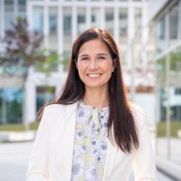 Kim Lorraine Schuetze