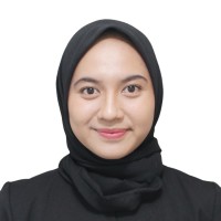 Lala Fajriana