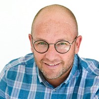 Izak De Villiers