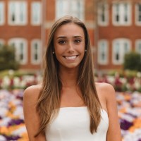 Lindsay Dimonekas