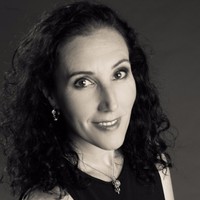 Dr. Rosaria M. Gracia, PhD, SFHEA, PGCE