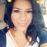Sylvia Campos
