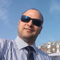 Mehran Akhavan Hariri