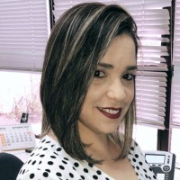 Clau Carvalho