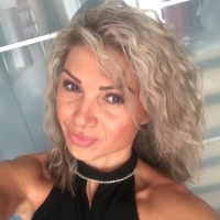Linda R Lackdal