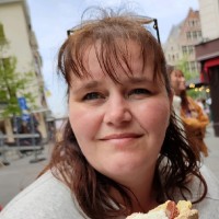 Andrea Van Hemert