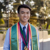Nicholas Tom