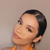 Hillary Castillo