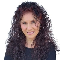 Mary Mireille Awad-Arnberg