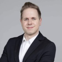 Stefan Bauer