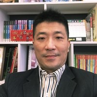 施春豪