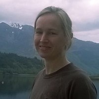 Kelly Cross