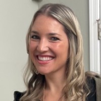 Alexandra Pixton