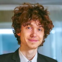 Ádám Halász