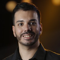 Paulo Tavares