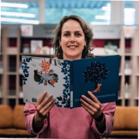 Liz Van Marcke