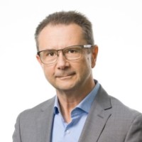 Peter Bauer