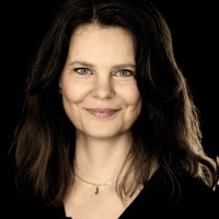 Julia Bahr