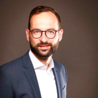 Dr. Steffen Elstner