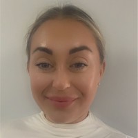 Holly Lund