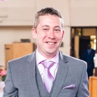 Robert Fernandez 🌐