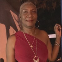 Dee Barnes