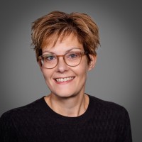 Esther Van Zwol