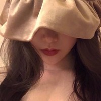 郑依依